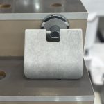 جا دستمال کاغذی دیواری طرح بتن رنگ طوسی