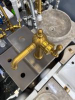 شیر روشویی پایه کوتاه مدل آراد رنگ طلا مات فروش ویژه عیدانه - Image 3