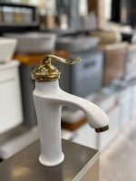 شیر روشویی شادمهر مدل کوریو سفید طلا