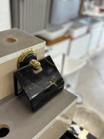 جا دستمال کاغذی دیواری مشکی طلایی – مناسب سرویس بهداشتی لوکس - Image 2