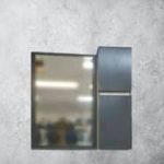 آینه باکس طرح پتینه طوسی سایز ۶۰×۶۰ دیواری PVC ضدآب با باکس داخلی مخفی و طراحی مدرن — نایب‌استور