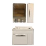 کابین و روشویی پی‌وی‌سی سفید با آینه و باکس کد 111، مناسب سرویس بهداشتی کوچک و متوسط، طراحی مدرن و ضد آب