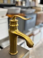 شیر روشویی کوریو طلا مات