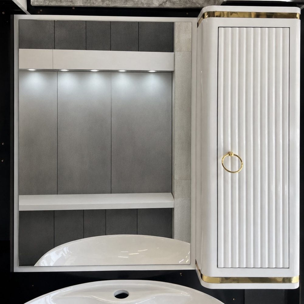 آینه باکس70×75سفید طلایی جنس PVC